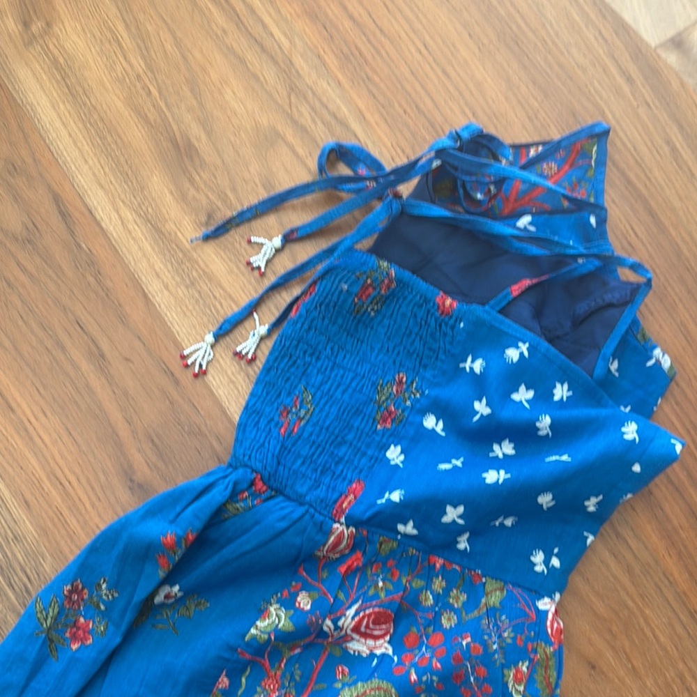 Floral Embroidered Blue Top - Picture 3 of 4